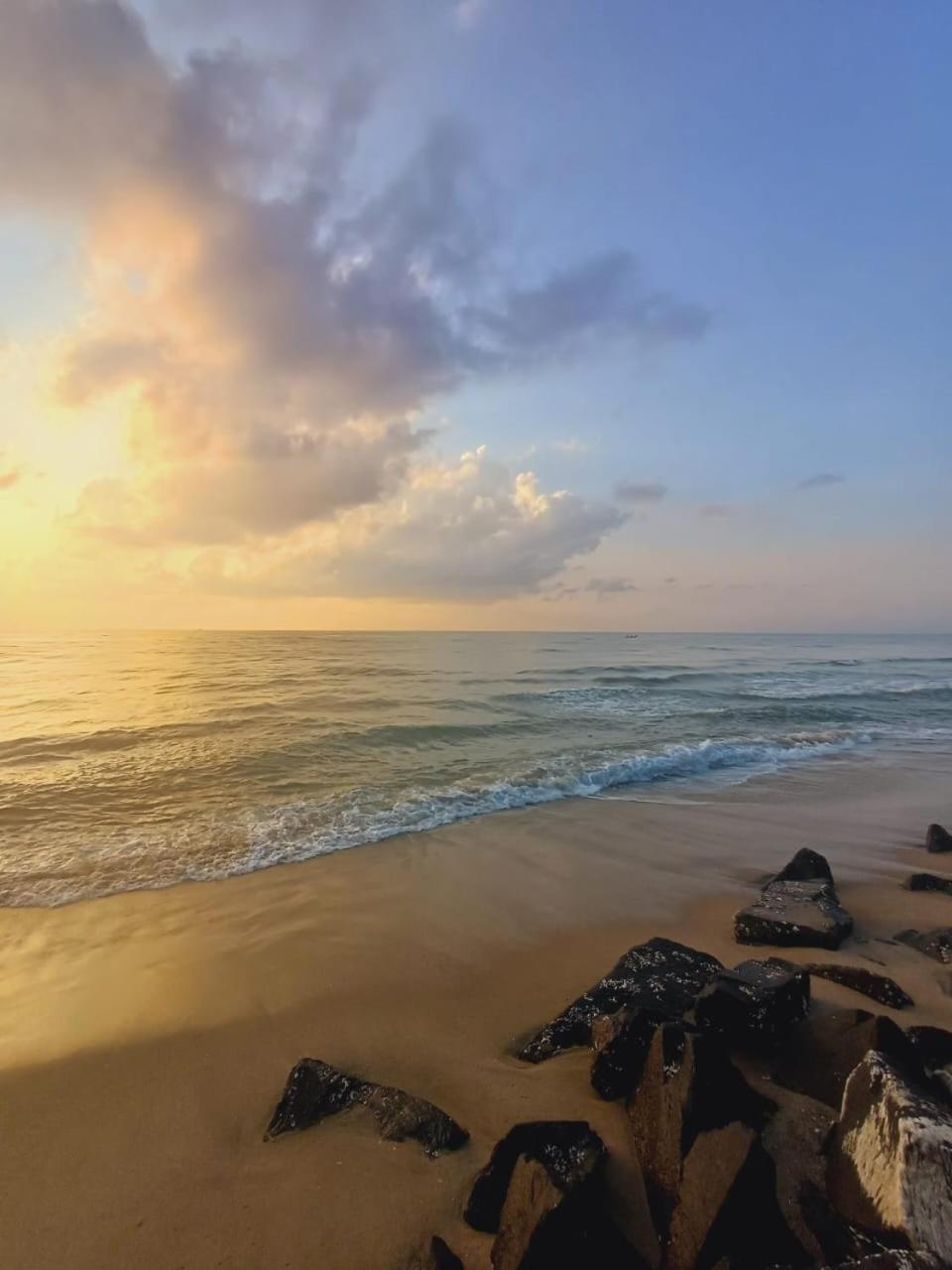 Dream Promenade Beach View Puducherry Exterior foto